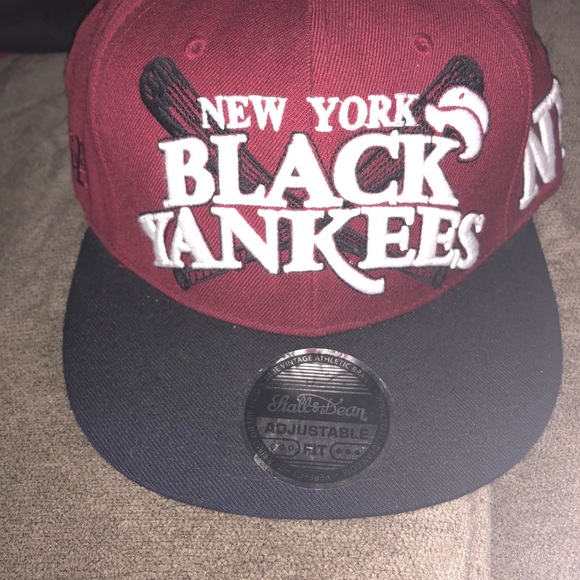 Men’s snap backs - Picture 3 of 4